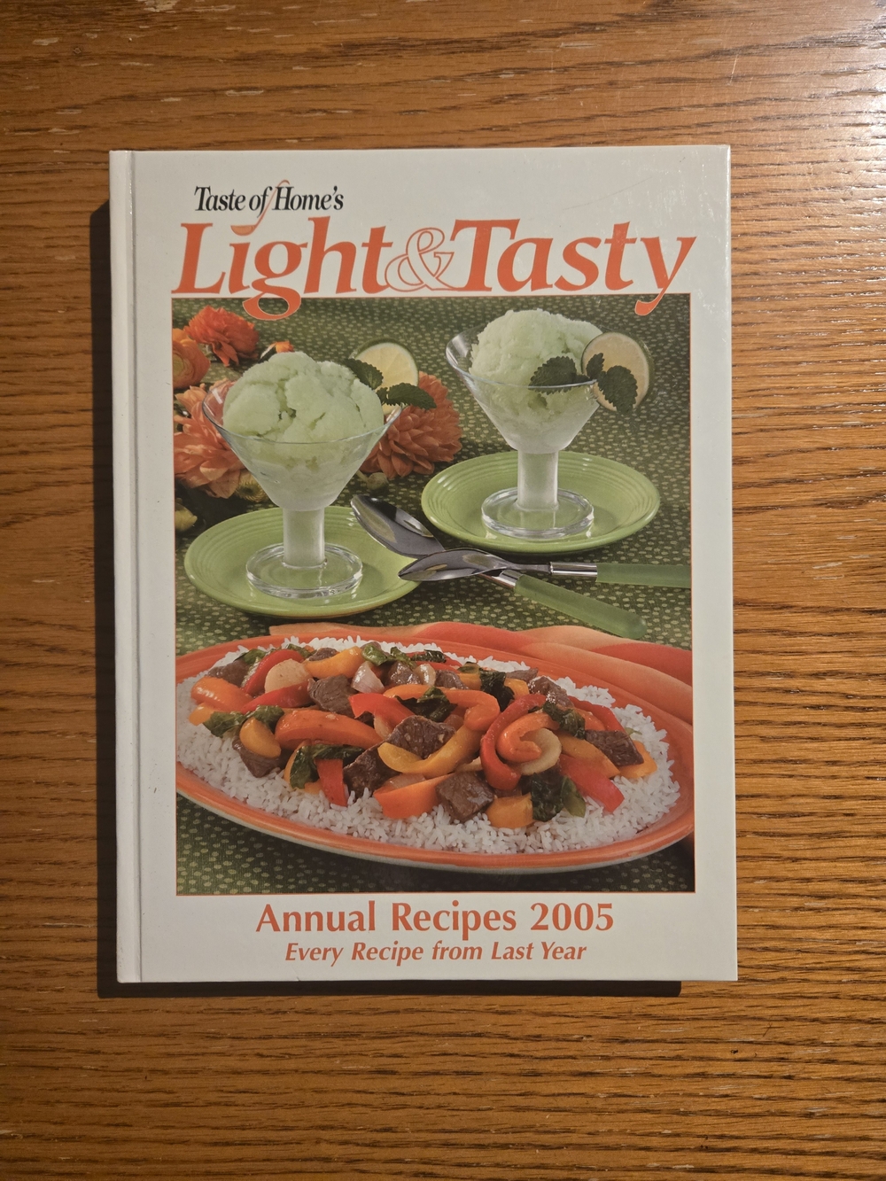 Taste of Home Light & Tasty Annual Recipes 2005 Cookbook